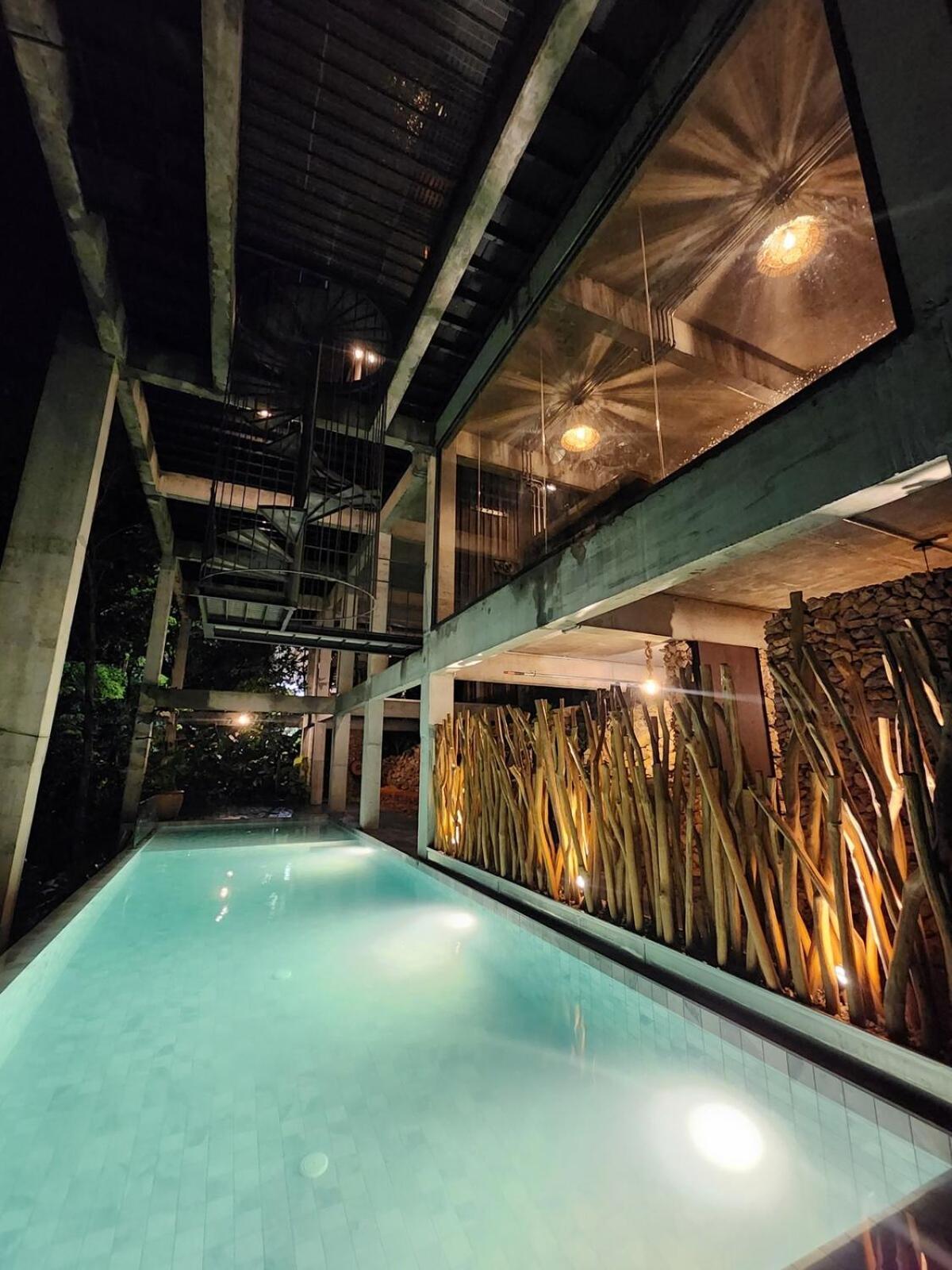 クアラ・クブ・バハル The Wildwood Retreat Kkbヴィラ エクステリア 写真